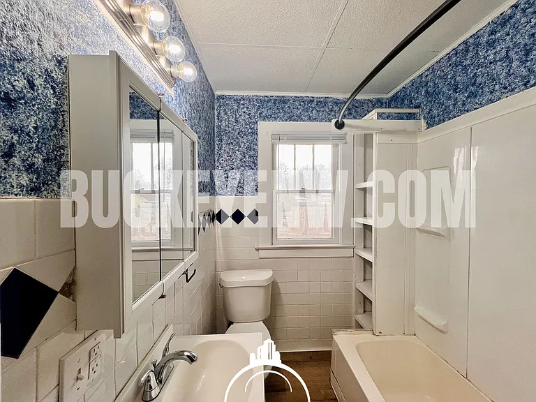3817 Burton Ave — Photo 8