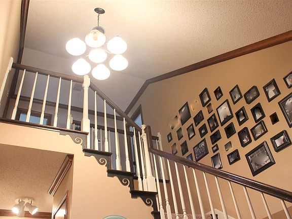 3rd image of 503 Natalie Dr
