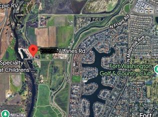 10705 N Lanes Rd, Fresno, CA 93730