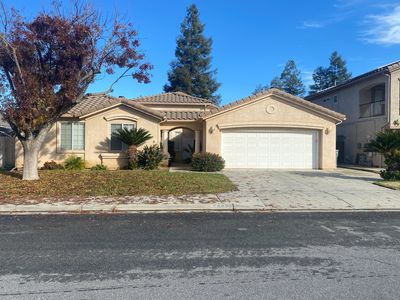 5852 W Cromwell Ave, Fresno, CA, 93722