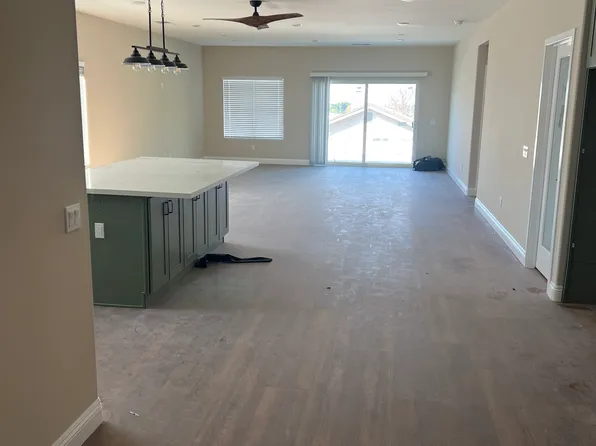 1215 Ansley Ln, Mentone, CA 92359