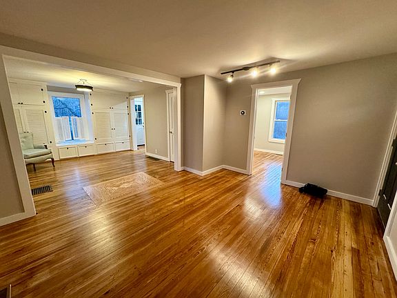 2nd image of 37 Magnolia Ave