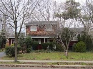 99 Vernon Way, Port Reading, NJ 07064