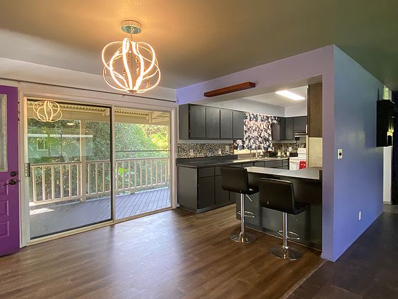 3rd image of 18-7848 Ekika Rd