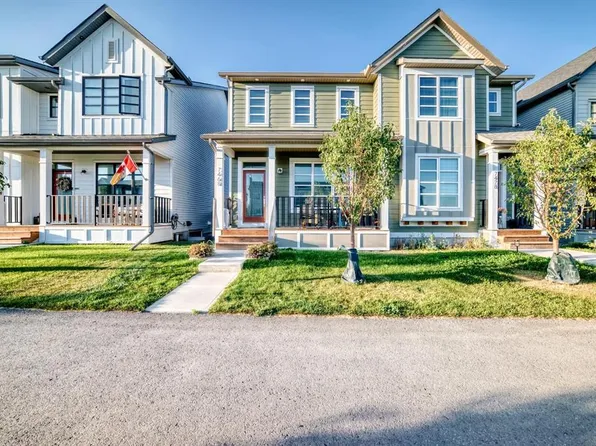 7468 S 202nd Ave SE, Calgary, AB T3S 0E7