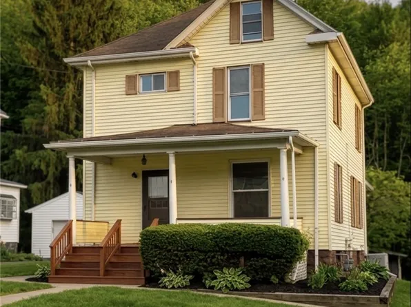 511 Portersville Rd, Ellwood City, PA 16117