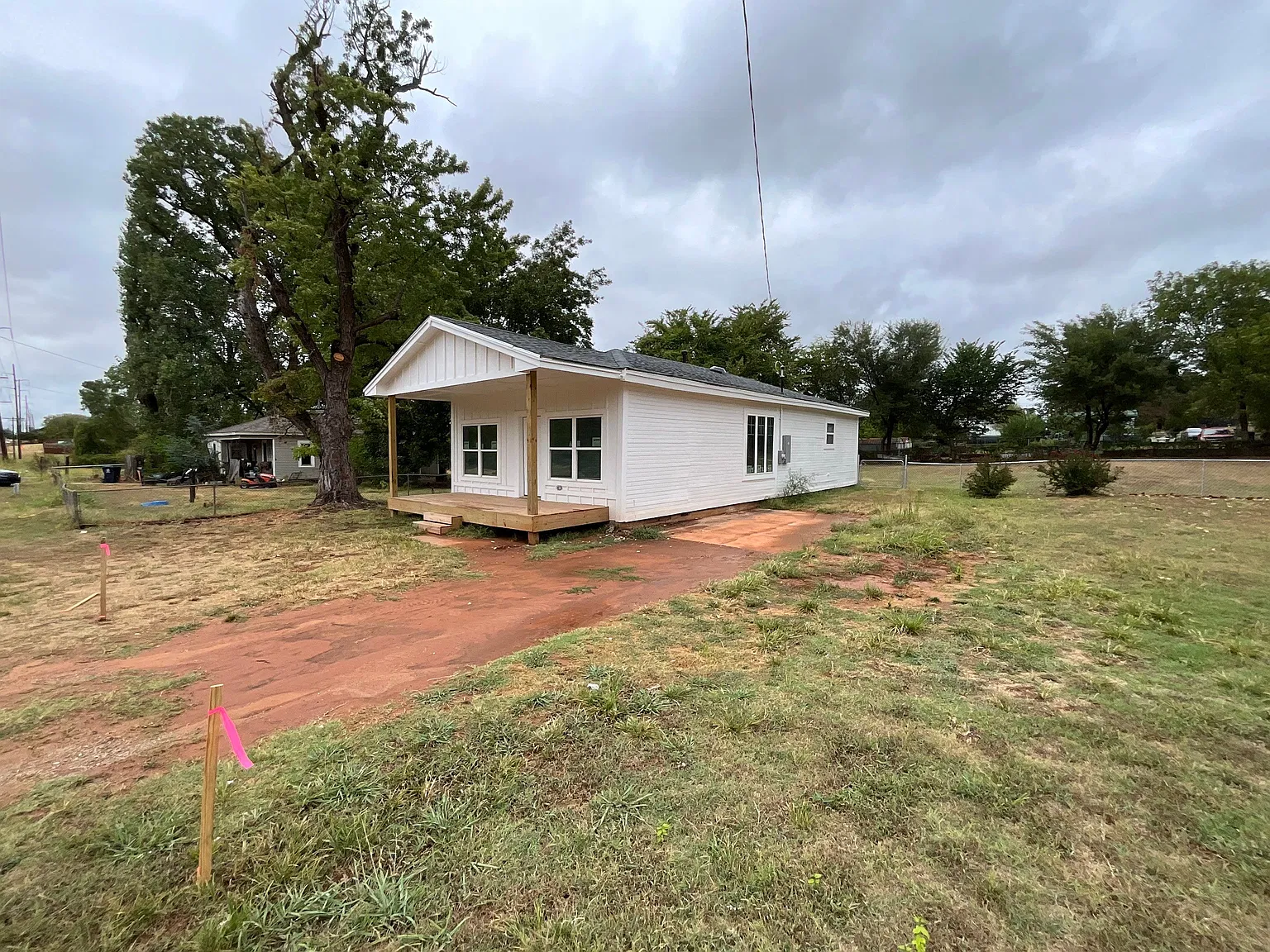 3 bed, 924 sqft, $1,250 — Photo 2