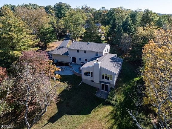 2nd image of 20 Cedar Grove Rd