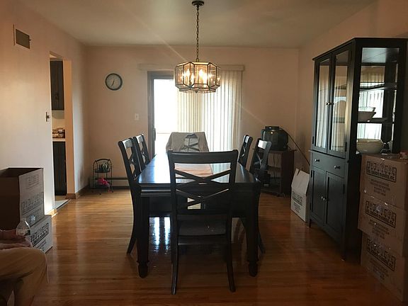 5th image of 206 Peabody Ave