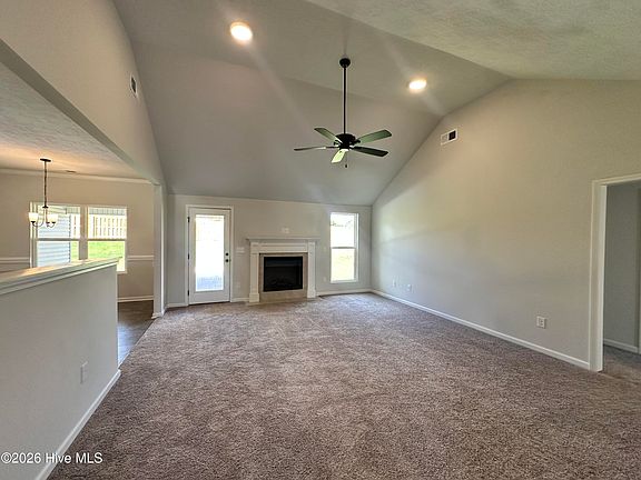3rd image of 2333 Bellingham Drive