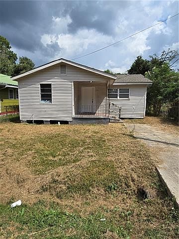 1st image of 214 Beech Grove Dr