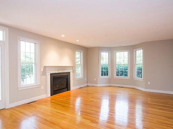 4th image of 1 Tilden Commons Dr