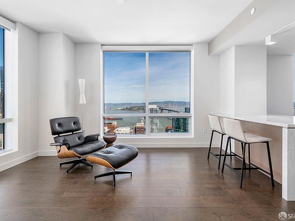 2nd image of 488 Folsom St #4202