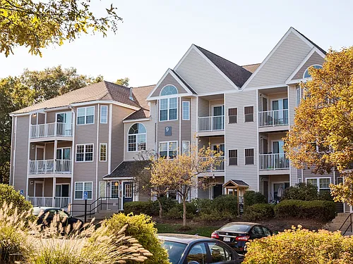 Avalon Burlington Photo 1 Avalon Burlington Photo 1