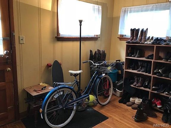 2nd image of 50 Ashland Ave