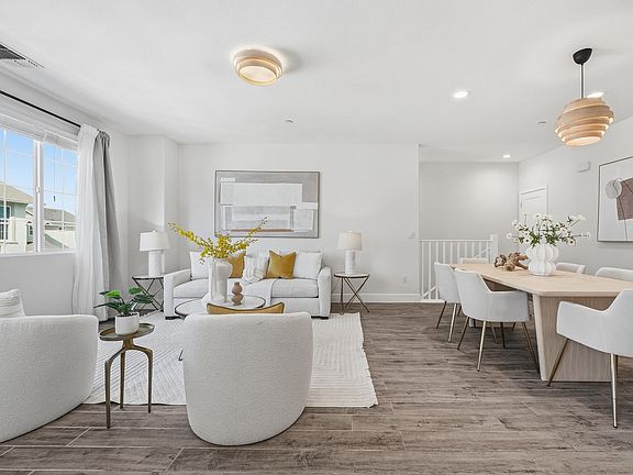 4th image of 37629 Breakers Rd