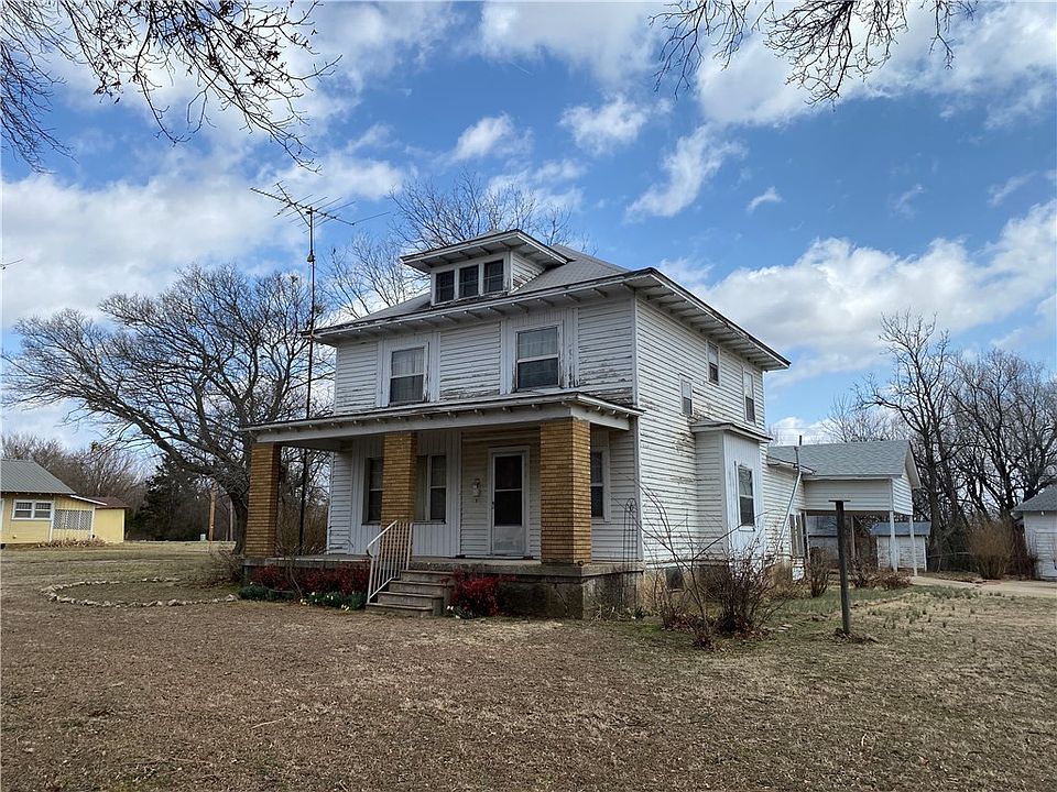 502 N 3rd St, Okemah, OK 74859 Zillow