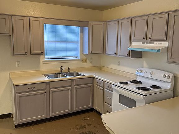 4th image of 1002 E 22nd St