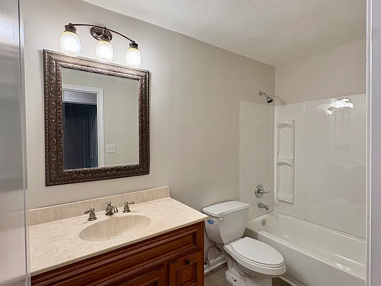 2605 Yuma Dr — Photo 7