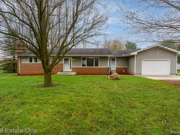 735 Columbiaville Rd, Columbiaville, MI 48421