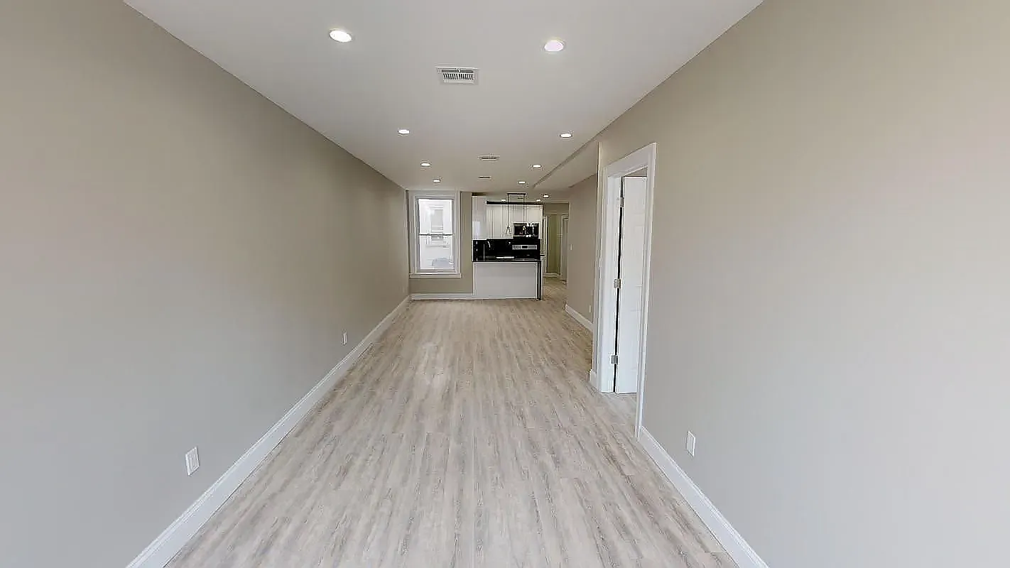 1909 Avenue M — Photo 2