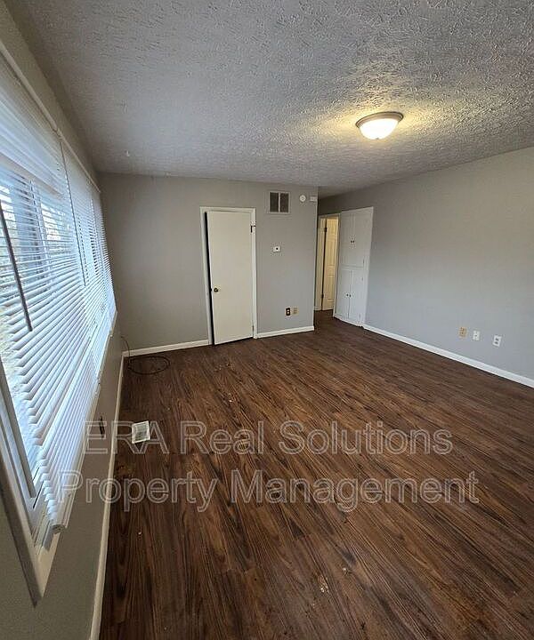 1st image of 3477 Ontario St