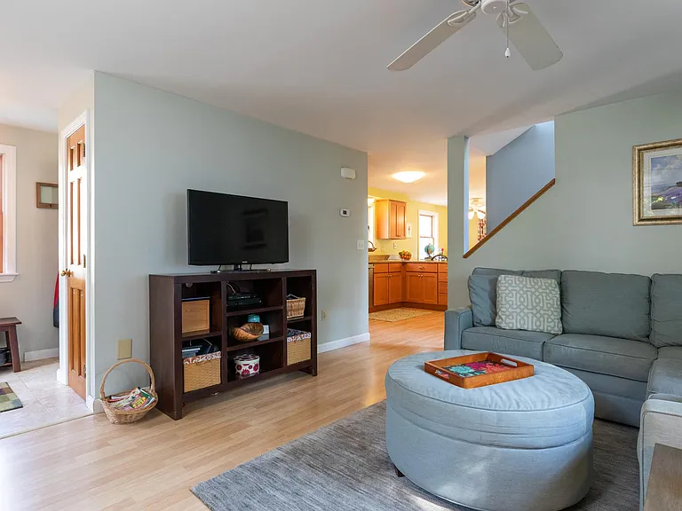 50 Swett Ave — Photo 4
