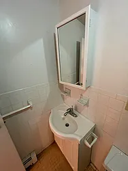 Rented by KNOCKKNOCK LLC