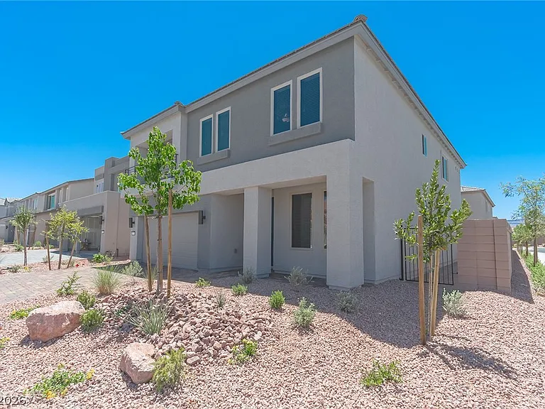 5733 Tioga Way — Photo 2