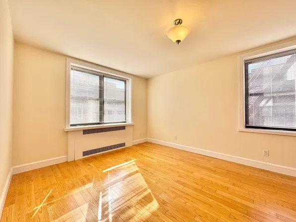 36-40 Bowne Street image 19 of 21