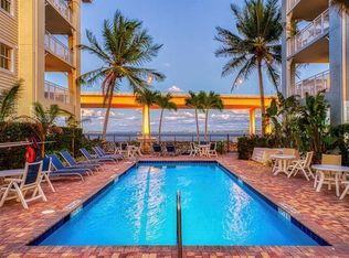 215 NW Flagler Ave APT 301, Stuart, FL 34994