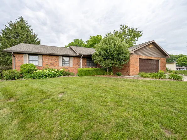 133 Hilltop Ln, Greencastle, IN 46135