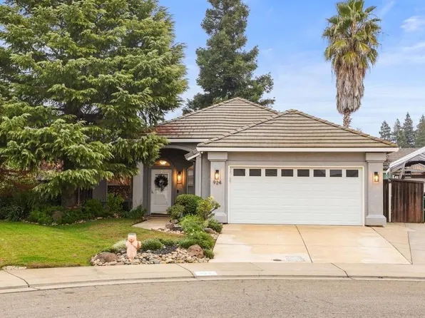 924 Eucalyptus Ct, Lodi, CA 95242