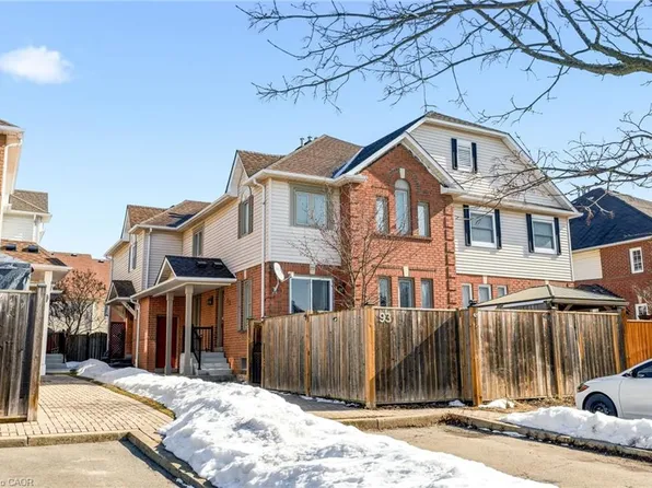 95 Thornlodge Dr, Hamilton, ON L8B 0L9