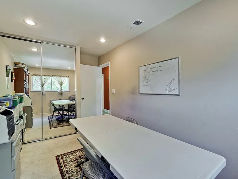 22671 Queens Oak Ct — Photo 7