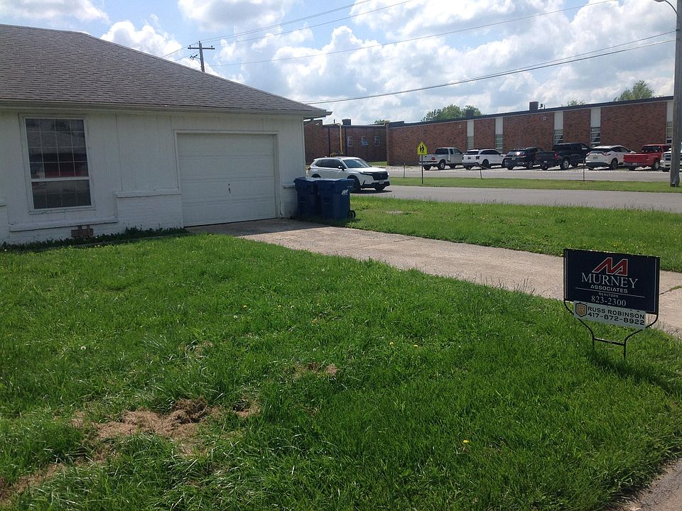 2nd image of 702 Frank Street