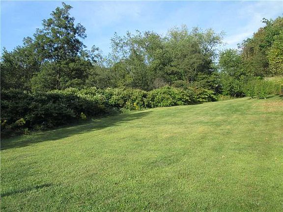 4th image of 209 Vincent Dr