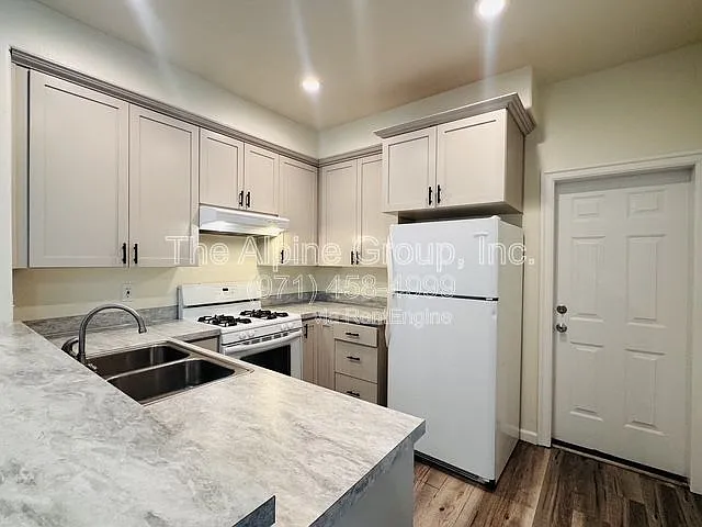 3540 SE 119th Ave #4 — Photo 4