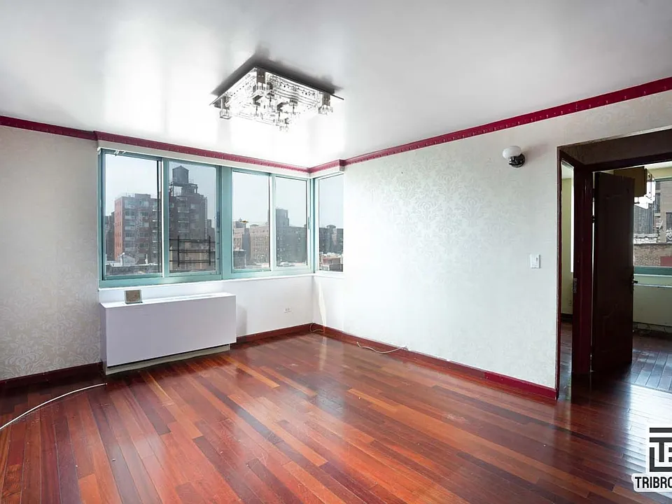 47 Market St #2G