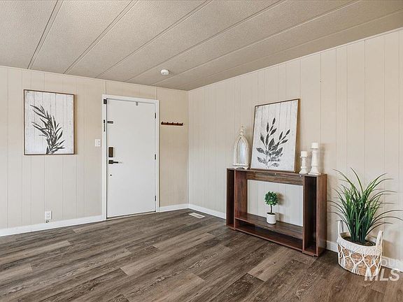 2nd image of 445 S Maple Grove Rd Trailer 15