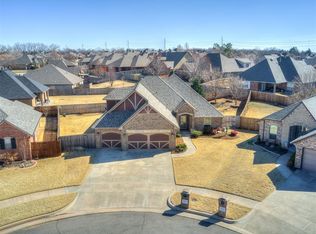19504 Brookshire Ct, Edmond, OK 73012