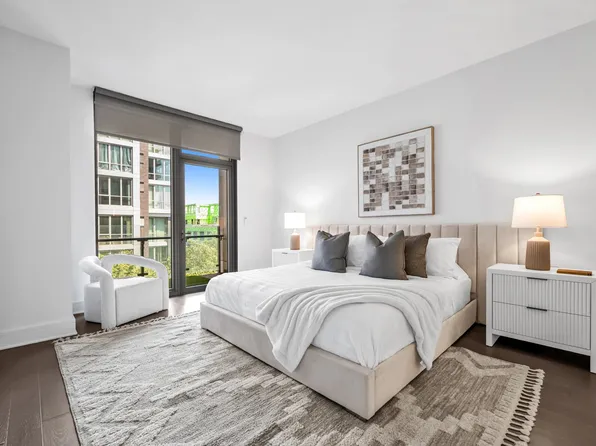 9 Avenue At Port Imperial image 26 of 50