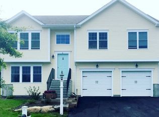 6 Tailwinds Ln, Westerly, RI 02891