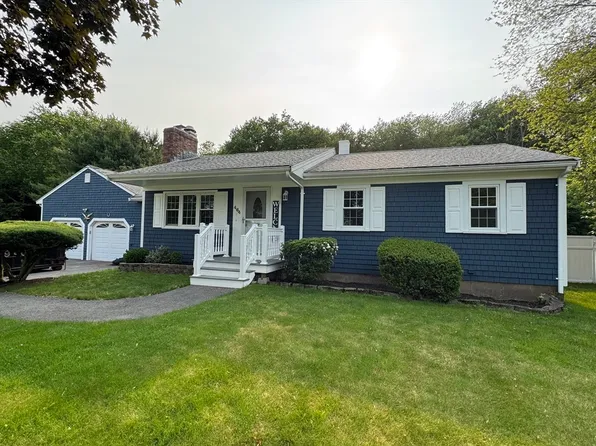 464 Church St, Raynham, MA 02767