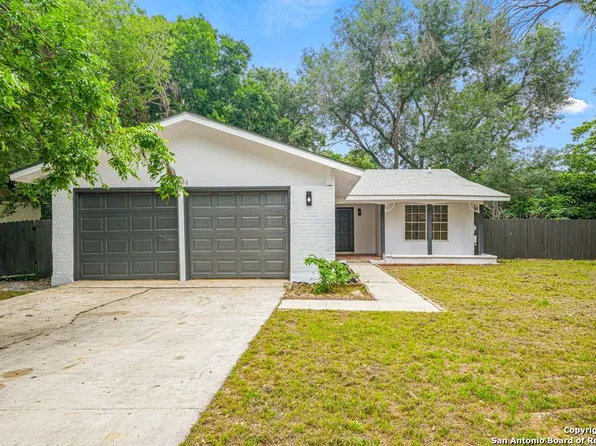12106 LA CHARCA ST, San Antonio, TX 78233