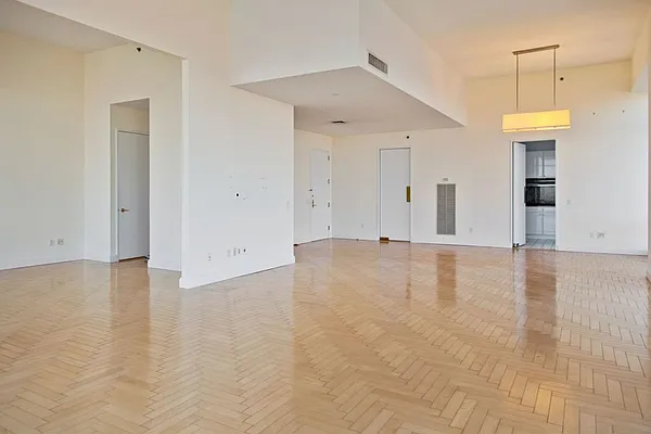 Rented by Platinum Properties | media 15