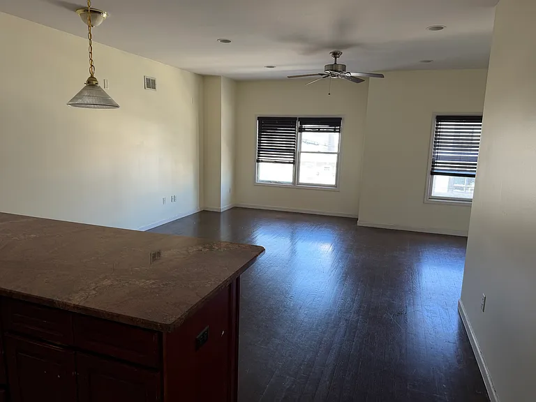 43 Ravine Ave #1 — Photo 10