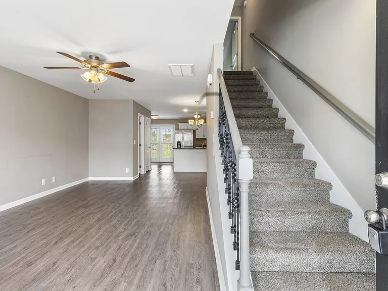 237 Alexander Blvd — Photo 21