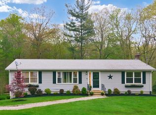19 Wixtead Ct, Douglas, MA 01516
