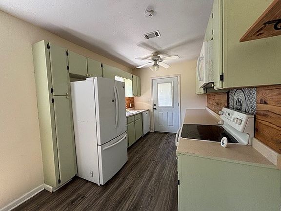 5th image of 707 Ruth St